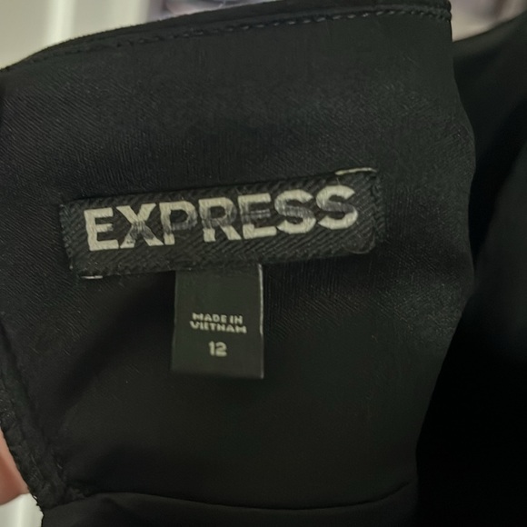 Express asymmetrical exposed strappy back - Picture 3 of 9